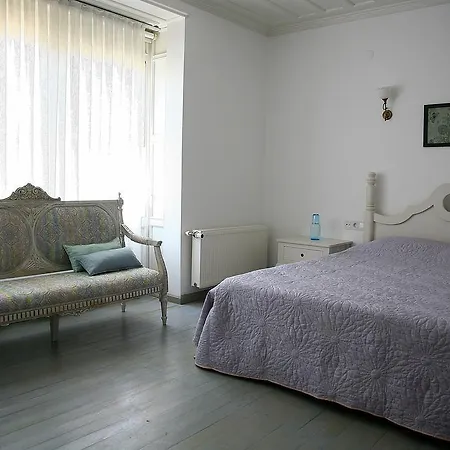 Gule Cunda Hotel